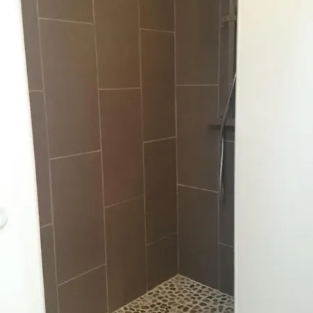 度假居 Maison Avec 3 A 5min De La Sud 拉卡诺